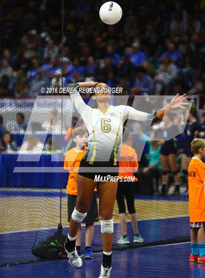 Thumbnail 3 in Legend vs Rock Canyon (CHSAA 5A Playoff) photogallery.