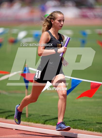 Thumbnail 2 in NMAA 4A Track and Field Championships photogallery.
