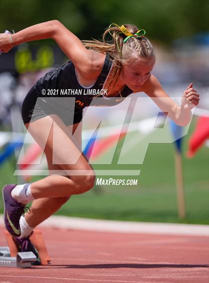 Thumbnail 1 in NMAA 4A Track and Field Championships photogallery.