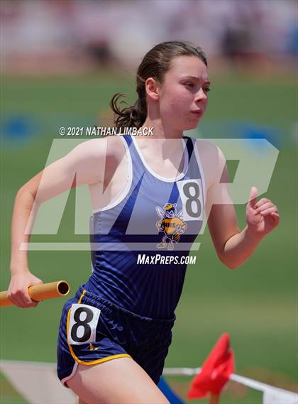 Thumbnail 1 in NMAA 4A Track and Field Championships photogallery.