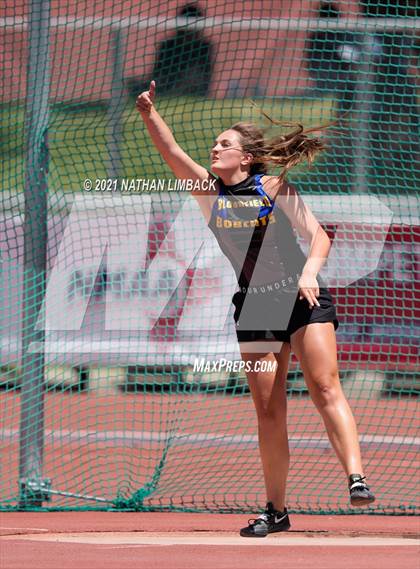 Thumbnail 1 in NMAA 4A Track and Field Championships photogallery.