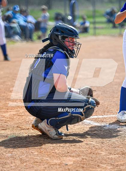 Thumbnail 1 in Snook vs Mumford photogallery.