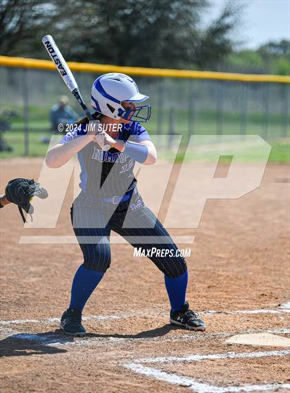 Thumbnail 1 in Snook vs Mumford photogallery.