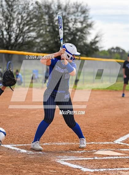 Thumbnail 2 in Snook vs Mumford photogallery.