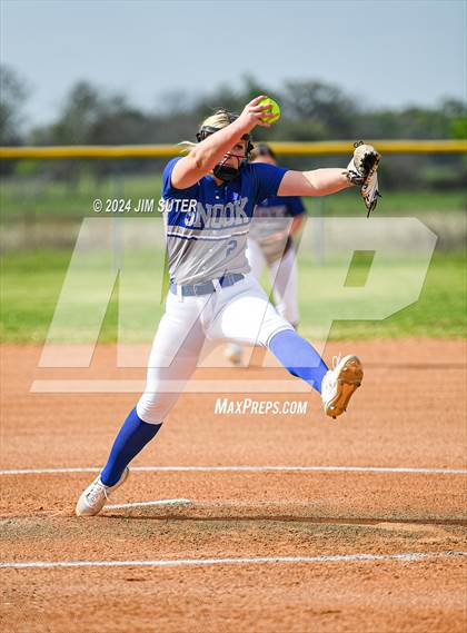 Thumbnail 1 in Snook vs Mumford photogallery.
