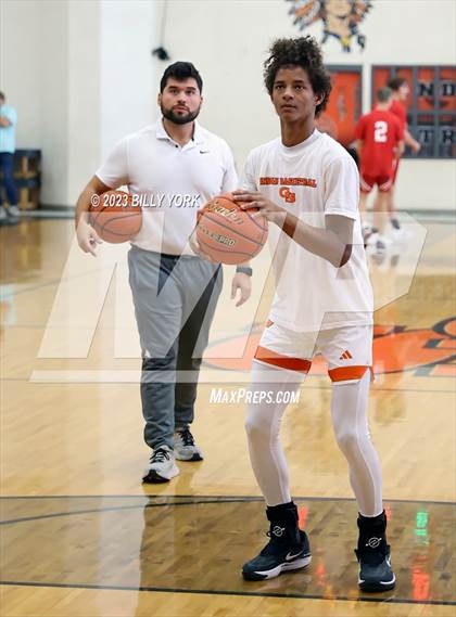 Thumbnail 1 in Grand Saline vs Pottsboro photogallery.