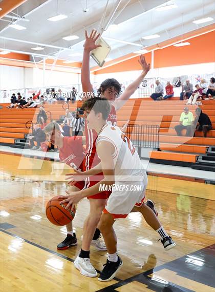 Thumbnail 2 in Grand Saline vs Pottsboro photogallery.