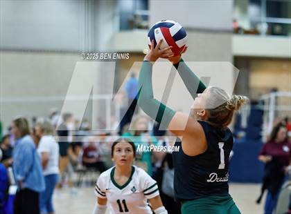 Thumbnail 2 in Assumption vs. Greeneville (Showdown at the Sunsphere) photogallery.