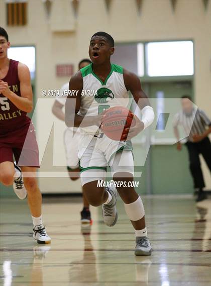 Thumbnail 2 in El Camino vs. Golden Valley (NorCal Tip Off) photogallery.