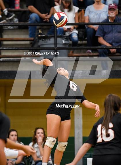 Thumbnail 2 in McCollum @ Medina Valley photogallery.