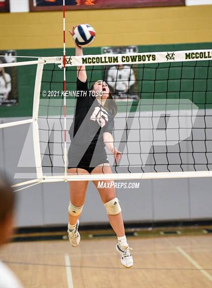 Thumbnail 1 in McCollum @ Medina Valley photogallery.