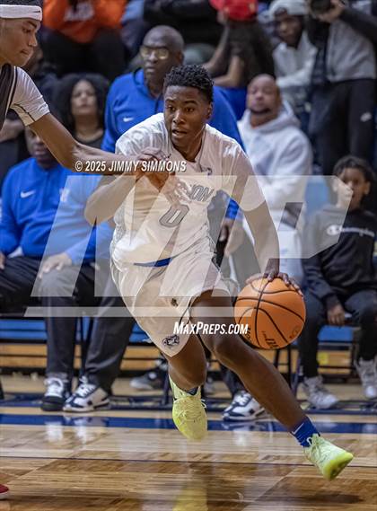 Thumbnail 2 in Bolingbrook vs. Vashon (Bank of O'Fallon Shootout) photogallery.
