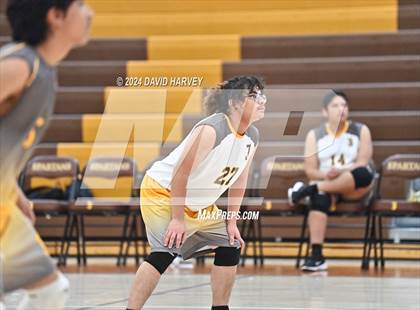 Thumbnail 3 in Hinkley vs Thomas Jefferson photogallery.