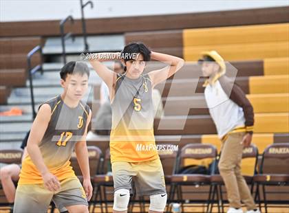 Thumbnail 3 in Hinkley vs Thomas Jefferson photogallery.