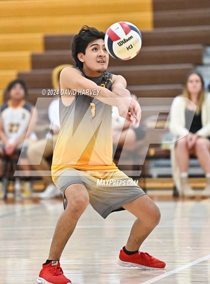 Thumbnail 1 in Hinkley vs Thomas Jefferson photogallery.