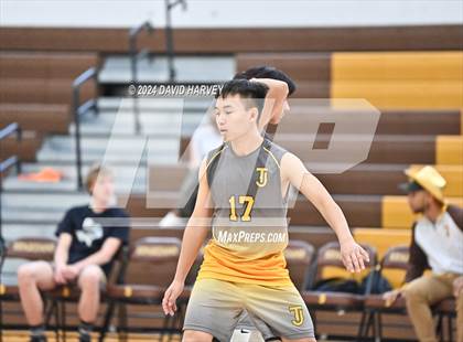 Thumbnail 2 in Hinkley vs Thomas Jefferson photogallery.