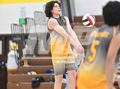 Thumbnail 2 in Hinkley vs Thomas Jefferson photogallery.