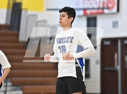 Thumbnail 3 in Hinkley vs Thomas Jefferson photogallery.