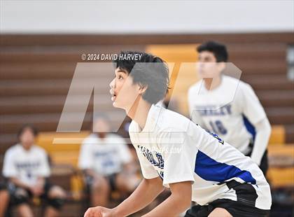 Thumbnail 2 in Hinkley vs Thomas Jefferson photogallery.
