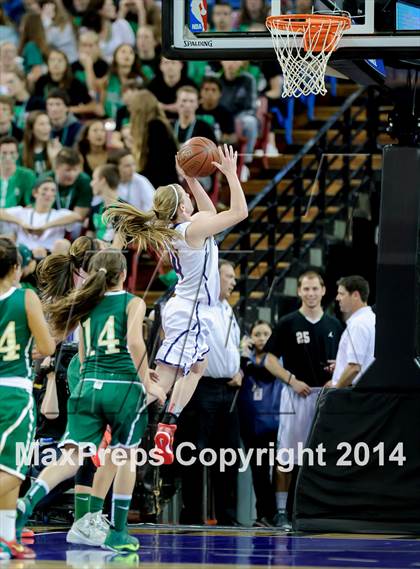 Thumbnail 1 in Santa Barbara vs. Modesto Christian (CIF D3 State Final) photogallery.