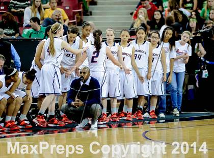 Thumbnail 1 in Santa Barbara vs. Modesto Christian (CIF D3 State Final) photogallery.