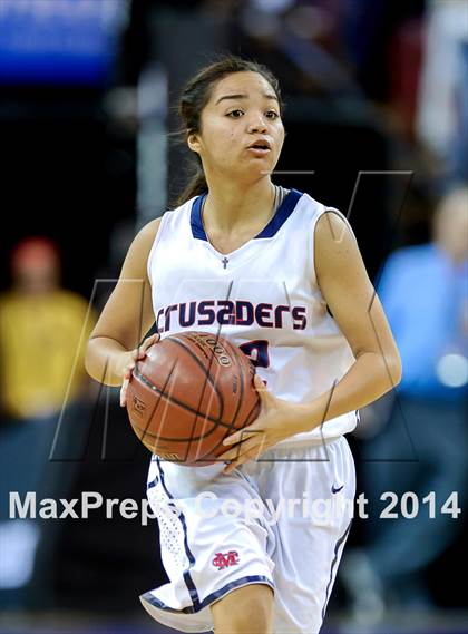 Thumbnail 1 in Santa Barbara vs. Modesto Christian (CIF D3 State Final) photogallery.