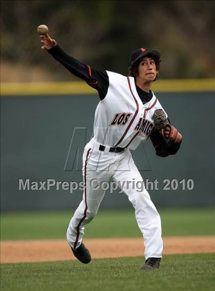 Thumbnail 1 in Los Amigos vs. Capistrano Valley Christian photogallery.