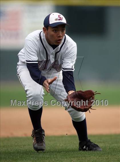 Thumbnail 1 in Los Amigos vs. Capistrano Valley Christian photogallery.