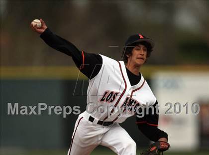 Thumbnail 2 in Los Amigos vs. Capistrano Valley Christian photogallery.