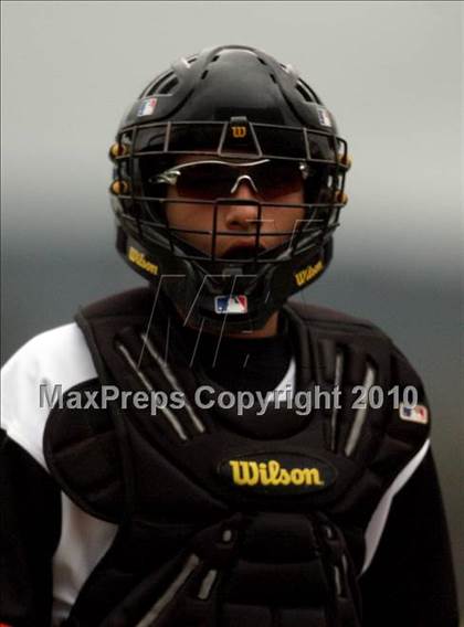 Thumbnail 3 in Los Amigos vs. Capistrano Valley Christian photogallery.