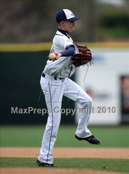 Thumbnail 3 in Los Amigos vs. Capistrano Valley Christian photogallery.
