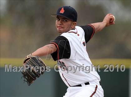 Thumbnail 3 in Los Amigos vs. Capistrano Valley Christian photogallery.