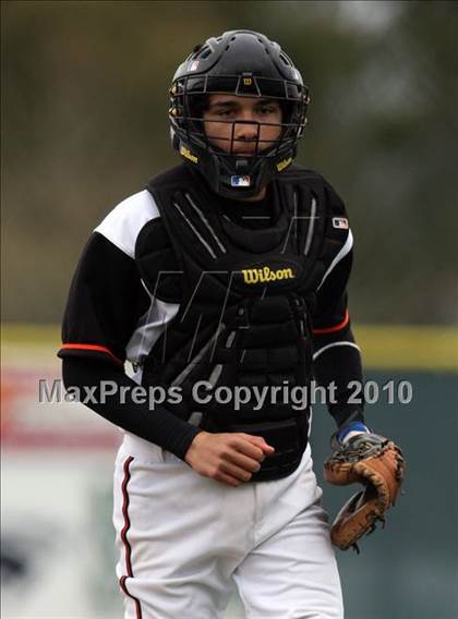 Thumbnail 1 in Los Amigos vs. Capistrano Valley Christian photogallery.