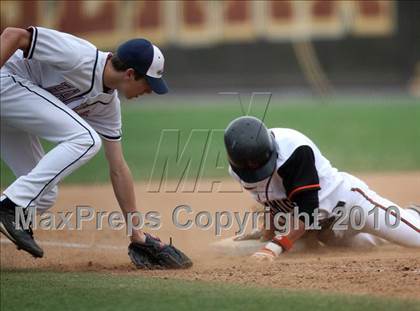 Thumbnail 1 in Los Amigos vs. Capistrano Valley Christian photogallery.