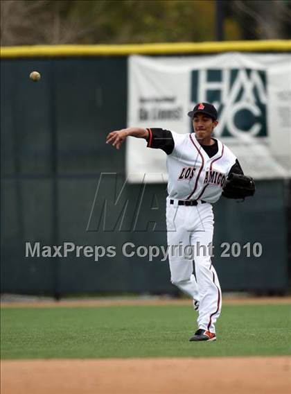Thumbnail 1 in Los Amigos vs. Capistrano Valley Christian photogallery.