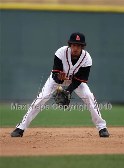 Thumbnail 3 in Los Amigos vs. Capistrano Valley Christian photogallery.