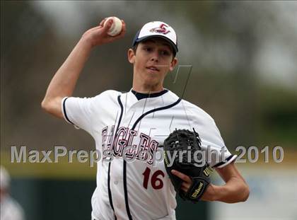 Thumbnail 3 in Los Amigos vs. Capistrano Valley Christian photogallery.