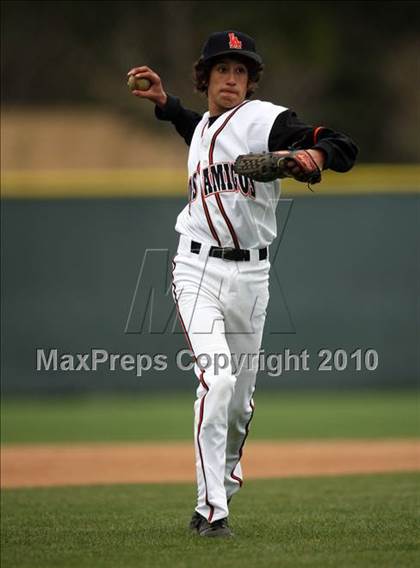 Thumbnail 2 in Los Amigos vs. Capistrano Valley Christian photogallery.