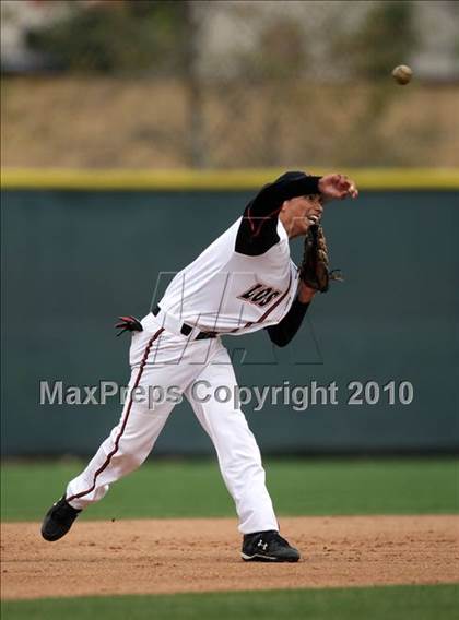 Thumbnail 3 in Los Amigos vs. Capistrano Valley Christian photogallery.