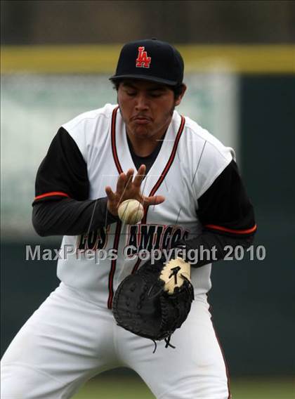 Thumbnail 1 in Los Amigos vs. Capistrano Valley Christian photogallery.