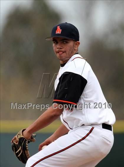 Thumbnail 3 in Los Amigos vs. Capistrano Valley Christian photogallery.