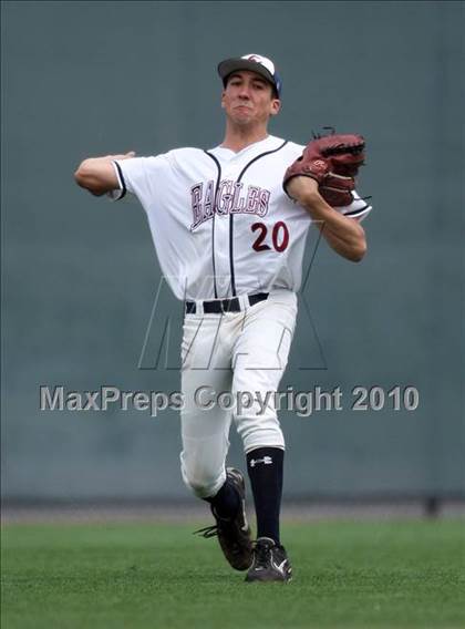 Thumbnail 1 in Los Amigos vs. Capistrano Valley Christian photogallery.