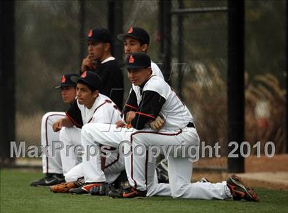 Thumbnail 1 in Los Amigos vs. Capistrano Valley Christian photogallery.
