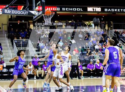 Thumbnail 3 in Creighton Prep vs. Omaha Central photogallery.