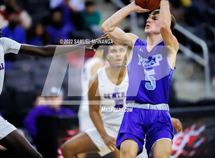 Thumbnail 3 in Creighton Prep vs. Omaha Central photogallery.