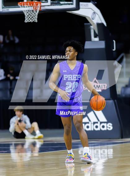 Thumbnail 3 in Creighton Prep vs. Omaha Central photogallery.