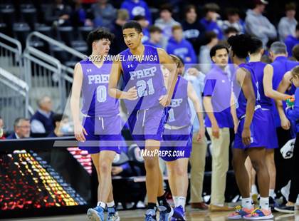 Thumbnail 2 in Creighton Prep vs. Omaha Central photogallery.
