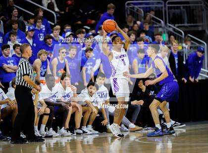 Thumbnail 1 in Creighton Prep vs. Omaha Central photogallery.