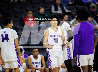 Thumbnail 1 in Creighton Prep vs. Omaha Central photogallery.