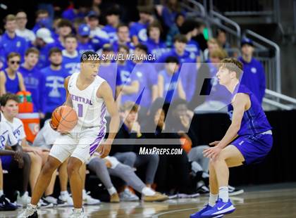Thumbnail 2 in Creighton Prep vs. Omaha Central photogallery.